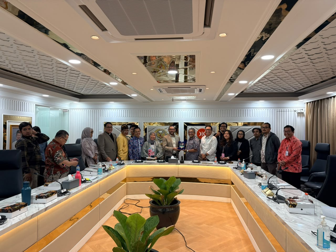 Audiensi Dpr Dengan Koalisi Kawal Ruu Masyarakat Adat